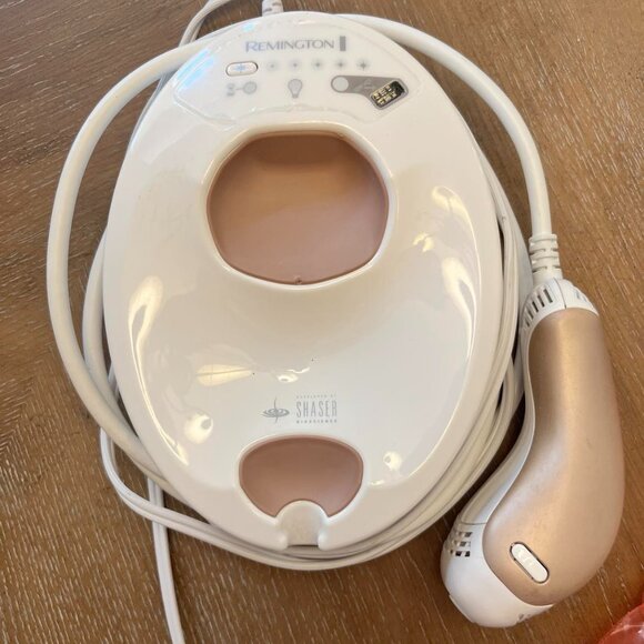 Remington iLight IPL Hair Removal System - Picture 1 of 4